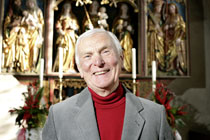 kirchenfuehrer_01 Walter Dipping: »Auf Spurensuche – Heilige Fränkischer Dorfkirchen«. Verlag Meyer Scheinfeld. ISBN: 978-3-89014-290-7 · 19,80 Euro Foto: Mile Cindric